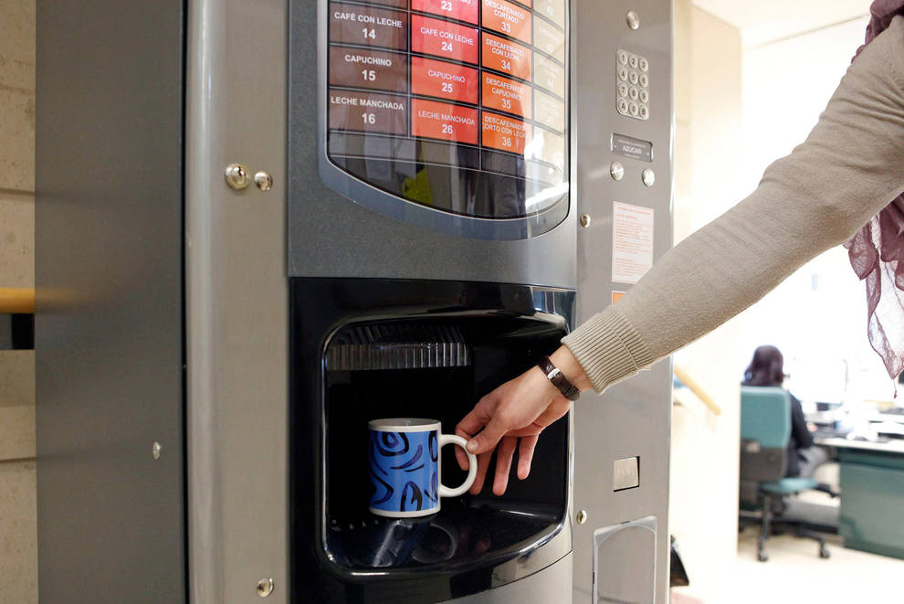 5 motivos de por qué tener una máquina de cafe en la oficina